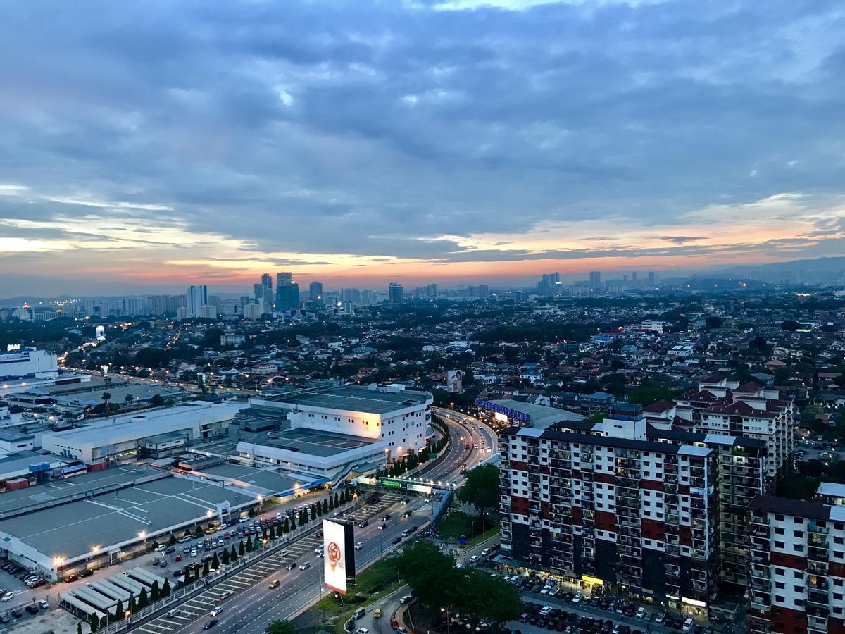 Minimalist Duplex @ Petaling Jaya&Sunway Apartment Bagian luar foto